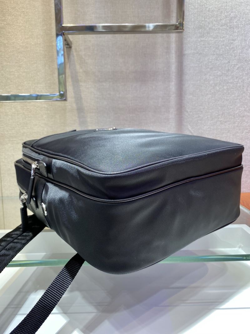 Pra*a backpacks